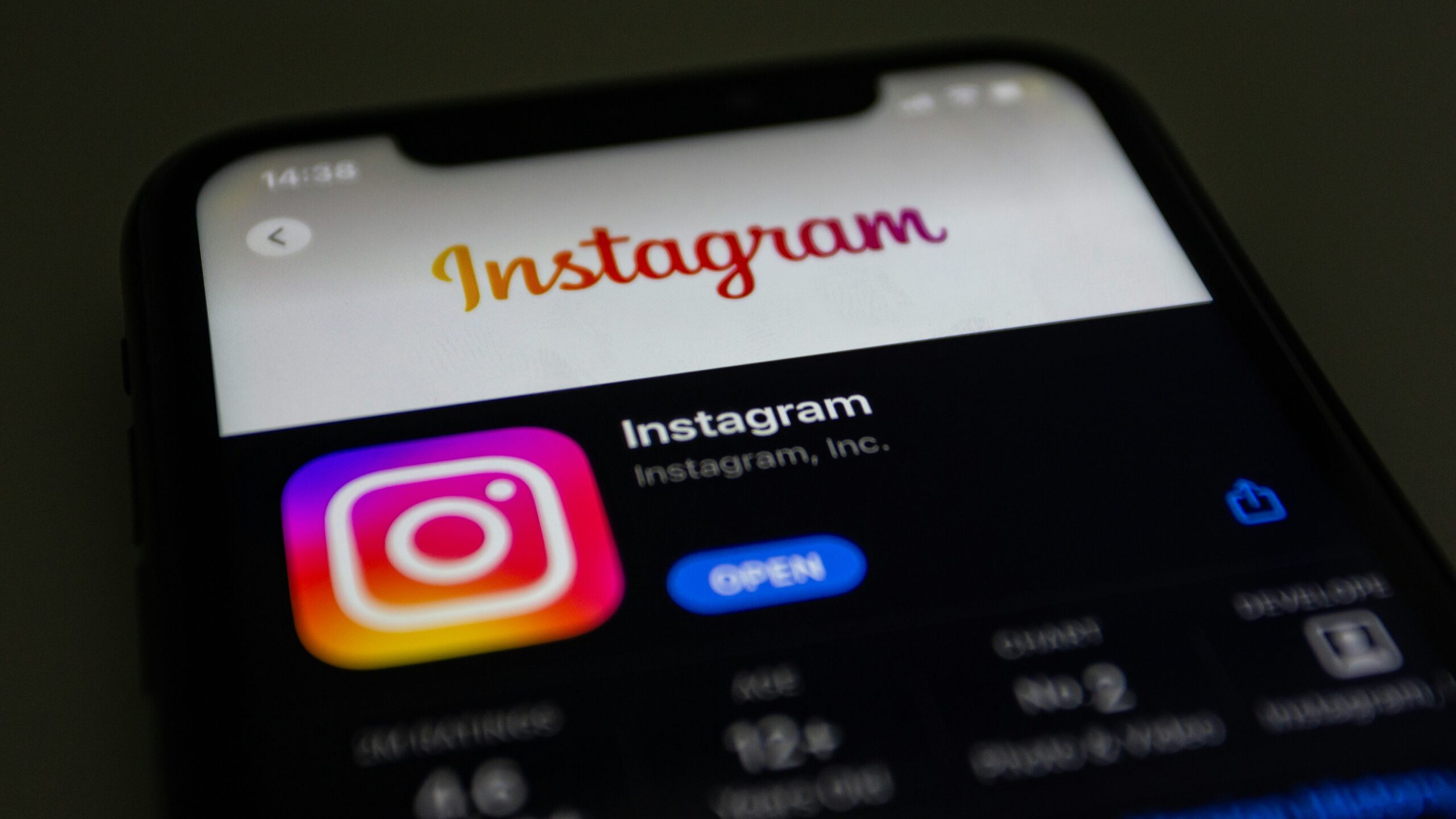 What Are Instagram Stories? A Complete Guide for Brands